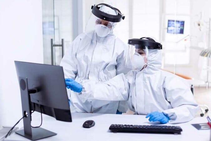 cara membersihkan air shower room