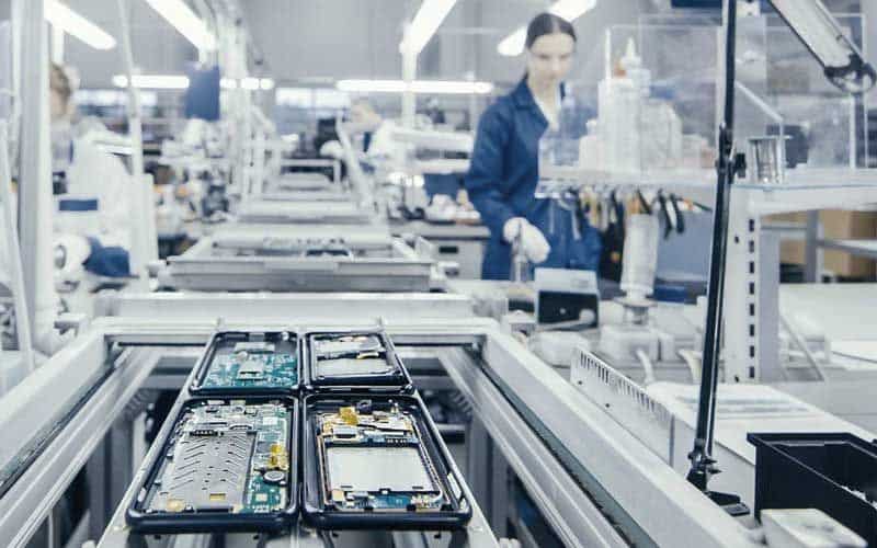 Mengapa Jasa Pembuatan Cleanroom Penting untuk Industri Farmasi dan Elektronik?