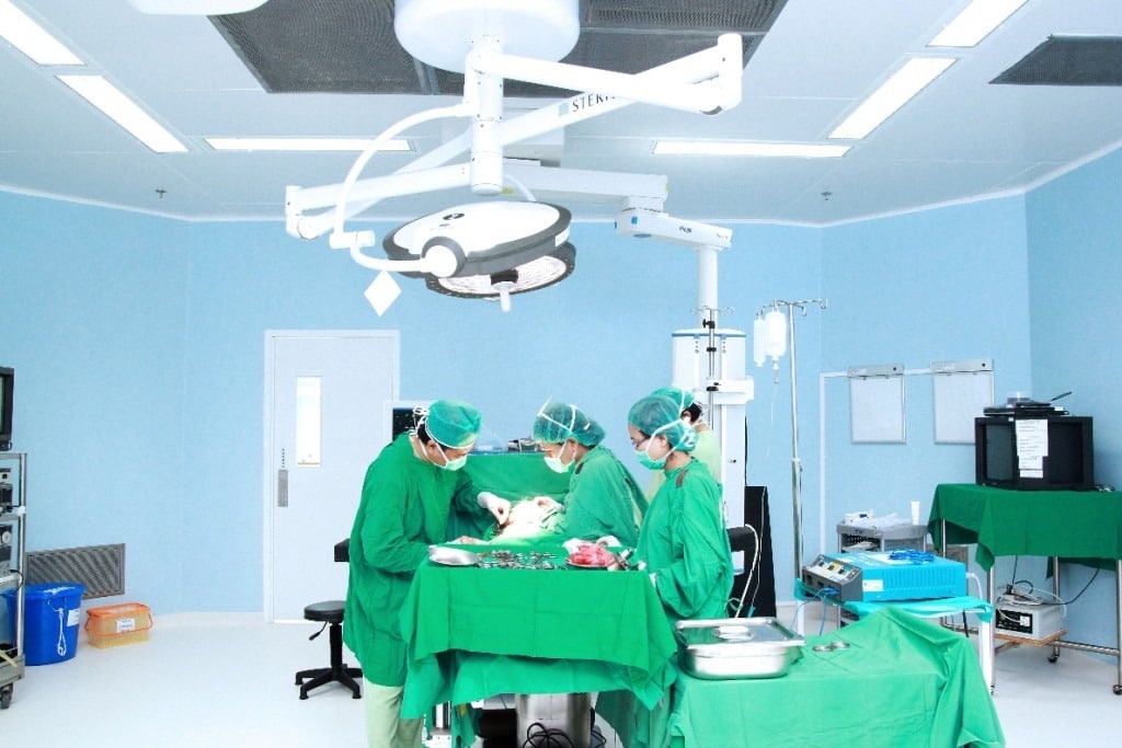 Pentingnya Sterilisasi dan Manajemen Operating Theater dalam Prosedur Bedah