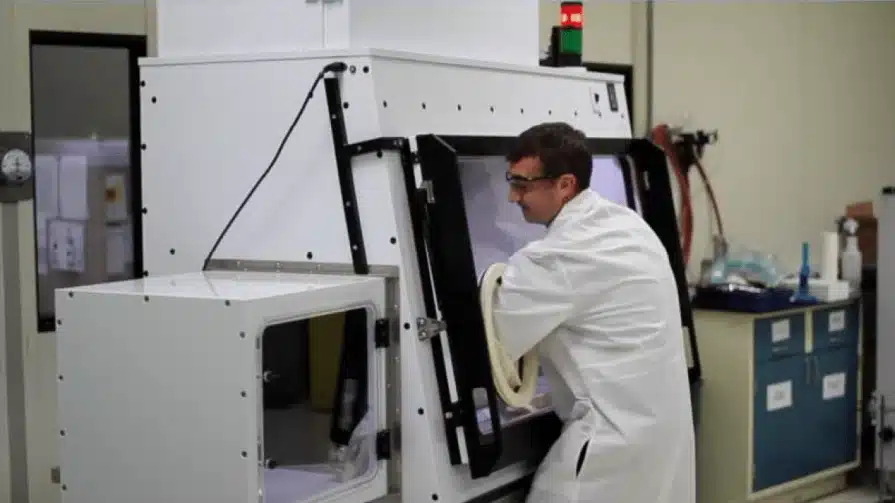 Cara Memilih Fume Hood yang Tepat untuk Industri Farmasi