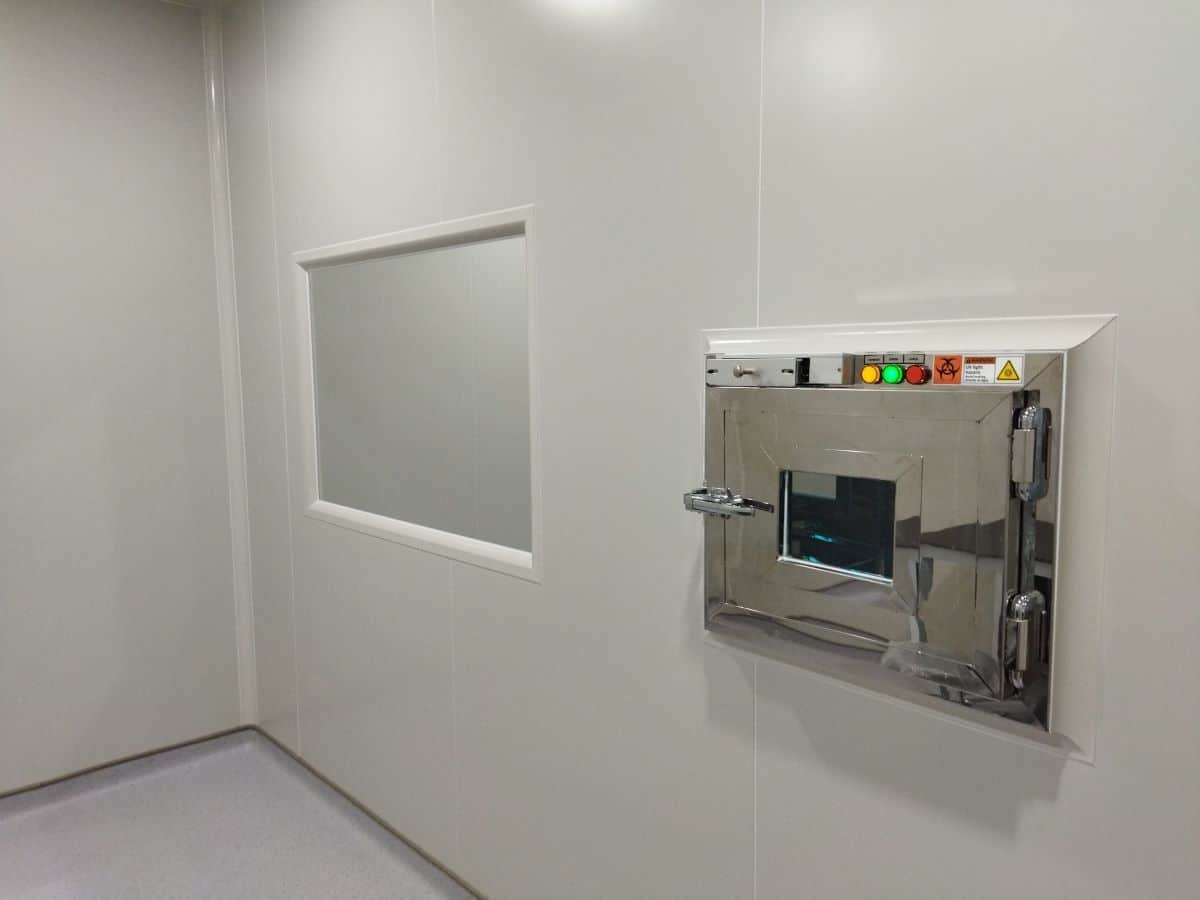 Fungsi dan Kelebihan Interlock Pass Box dalam Menjaga Kontaminasi di Fasilitas Bersih