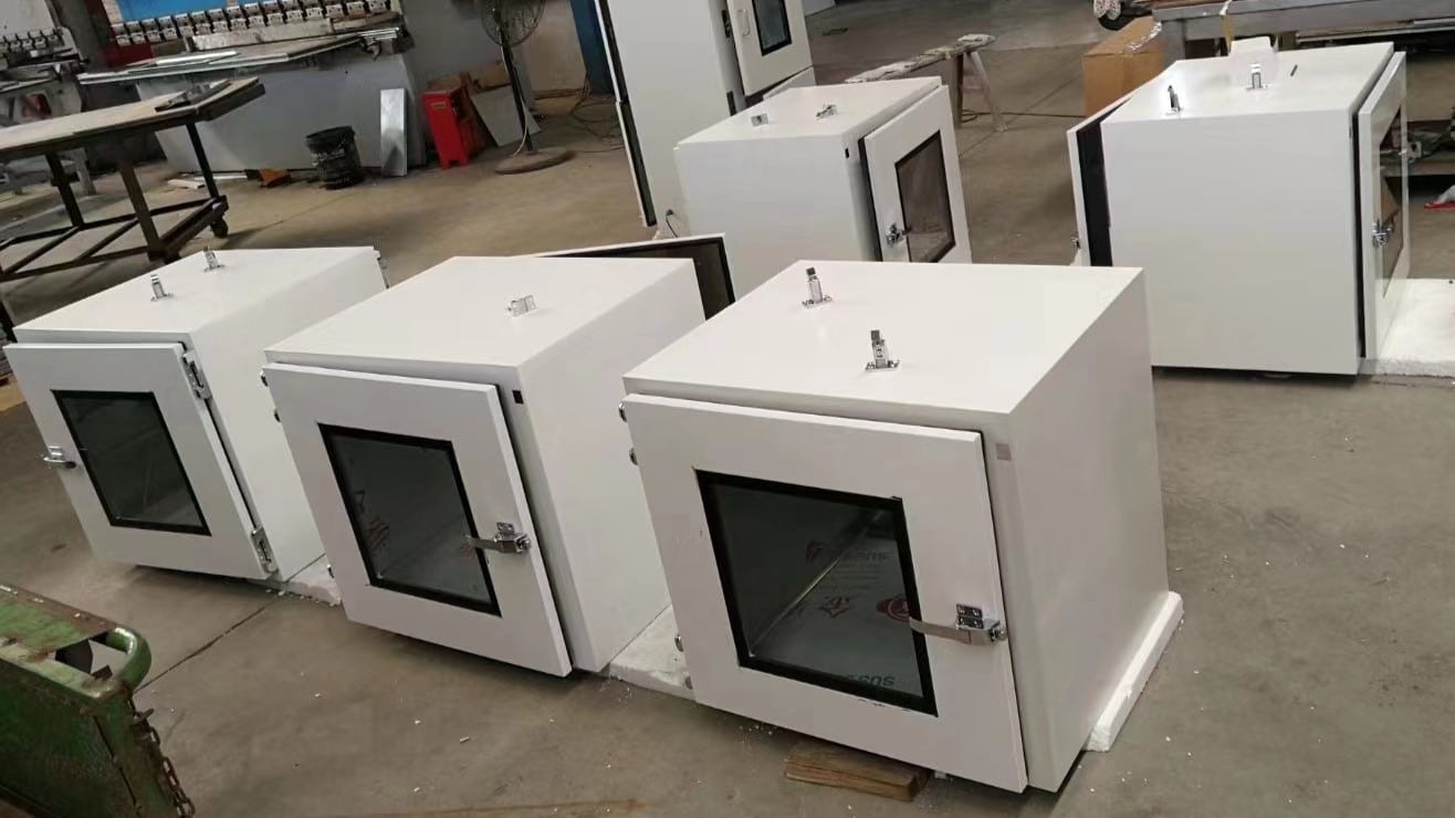 Memahami Prinsip Kerja Interlock Pass Box dalam Ruang Bersih